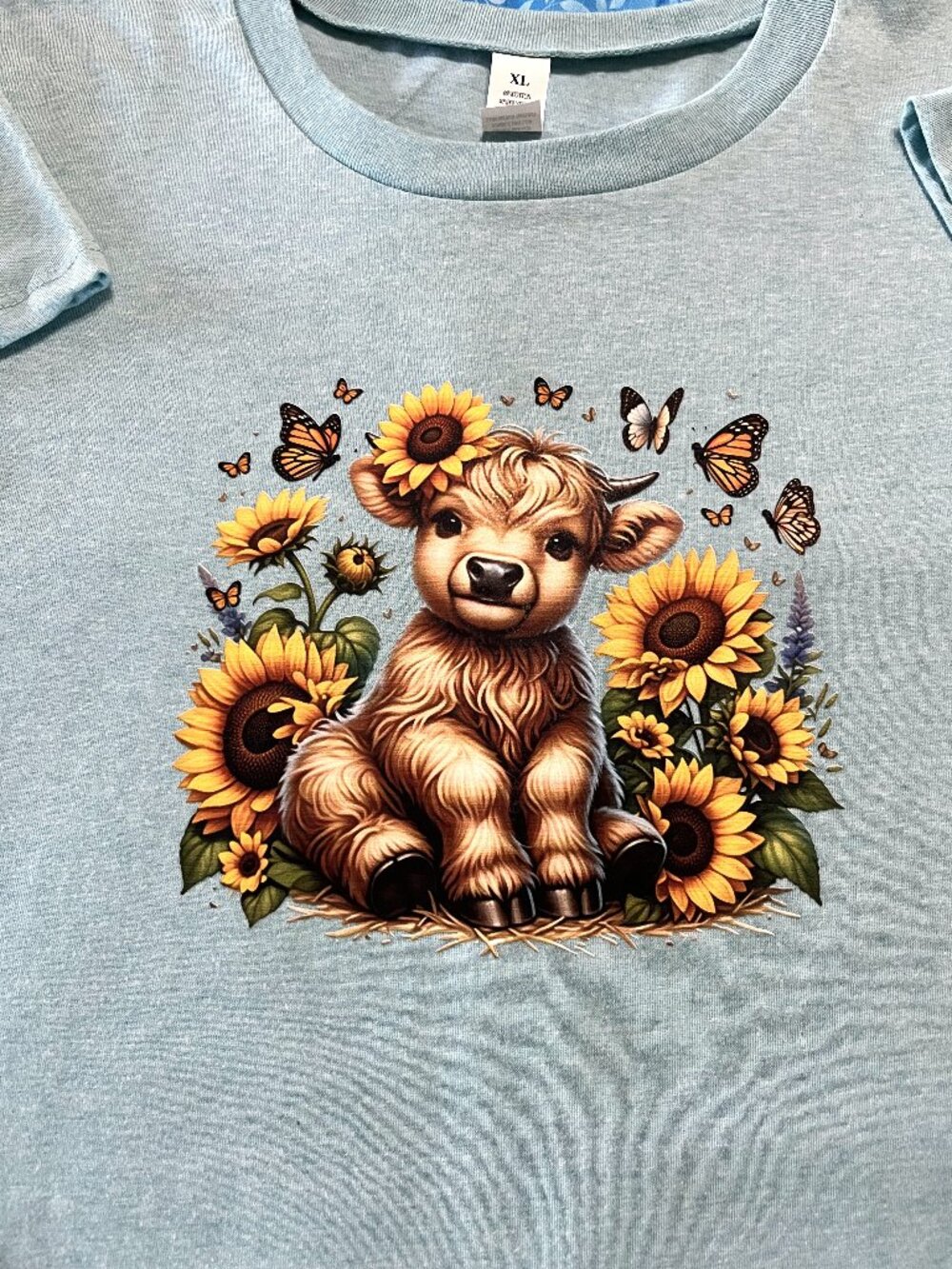 Crop Top Misty Green, Size XL, Sunflowers Cute Little Cow with butterflies.